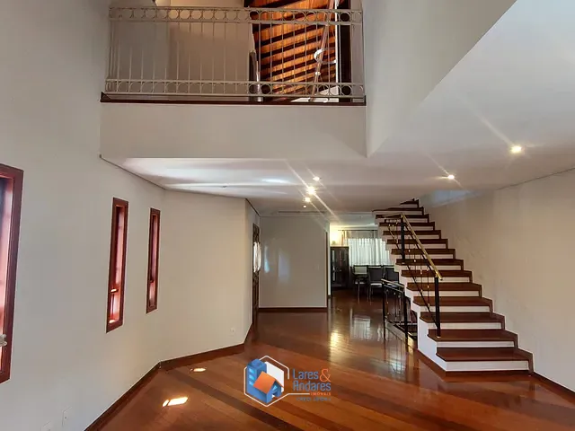 Casa com 472m² 4 quartos e 7 banheiros, à venda, no bairro São Paulo II em Cotia