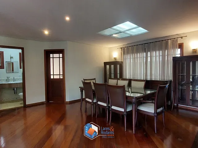 Casa com 472m² 4 quartos e 7 banheiros, à venda, no bairro São Paulo II em Cotia