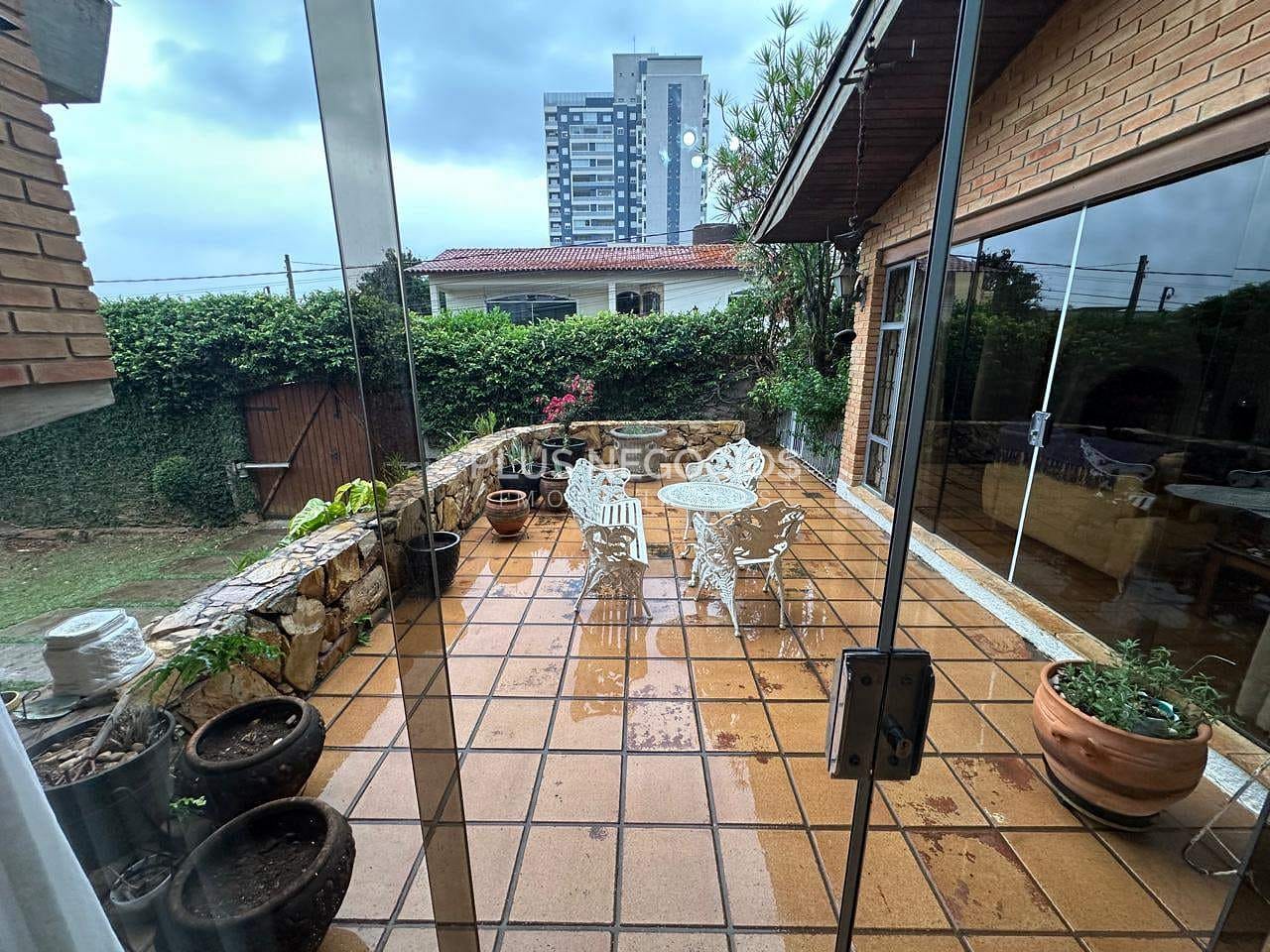 Casa, 4 quartos, 366 m² - Foto 23