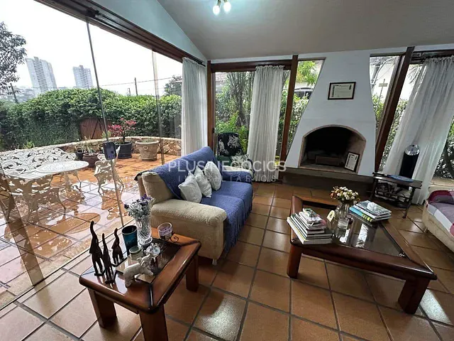 Casa com 977m² 4 quartos e 4 banheiros, para alugar, no bairro Jardim Santa Rosália em Sorocaba