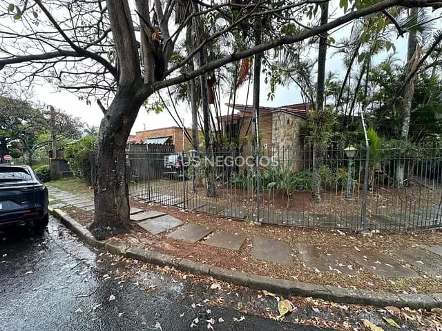 Casa com 977m² 4 quartos e 4 banheiros, para alugar, no bairro Jardim Santa Rosália em Sorocaba