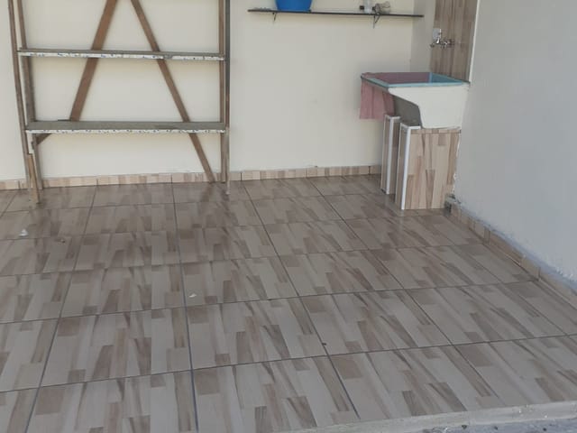 Casa com 250m² 2 quartos e 2 banheiros, à venda, no bairro Jardim Eloyna em Pindamonhangaba
