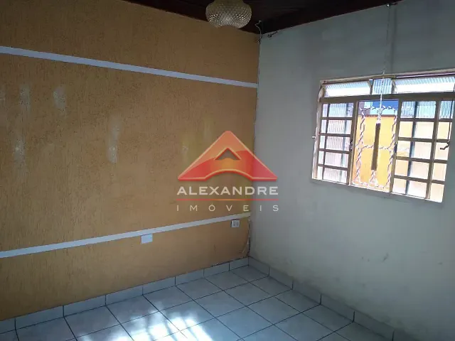 Casa 3 quartos e 1 banheiro, à venda, no bairro Jardim Santarém em São José dos Campos