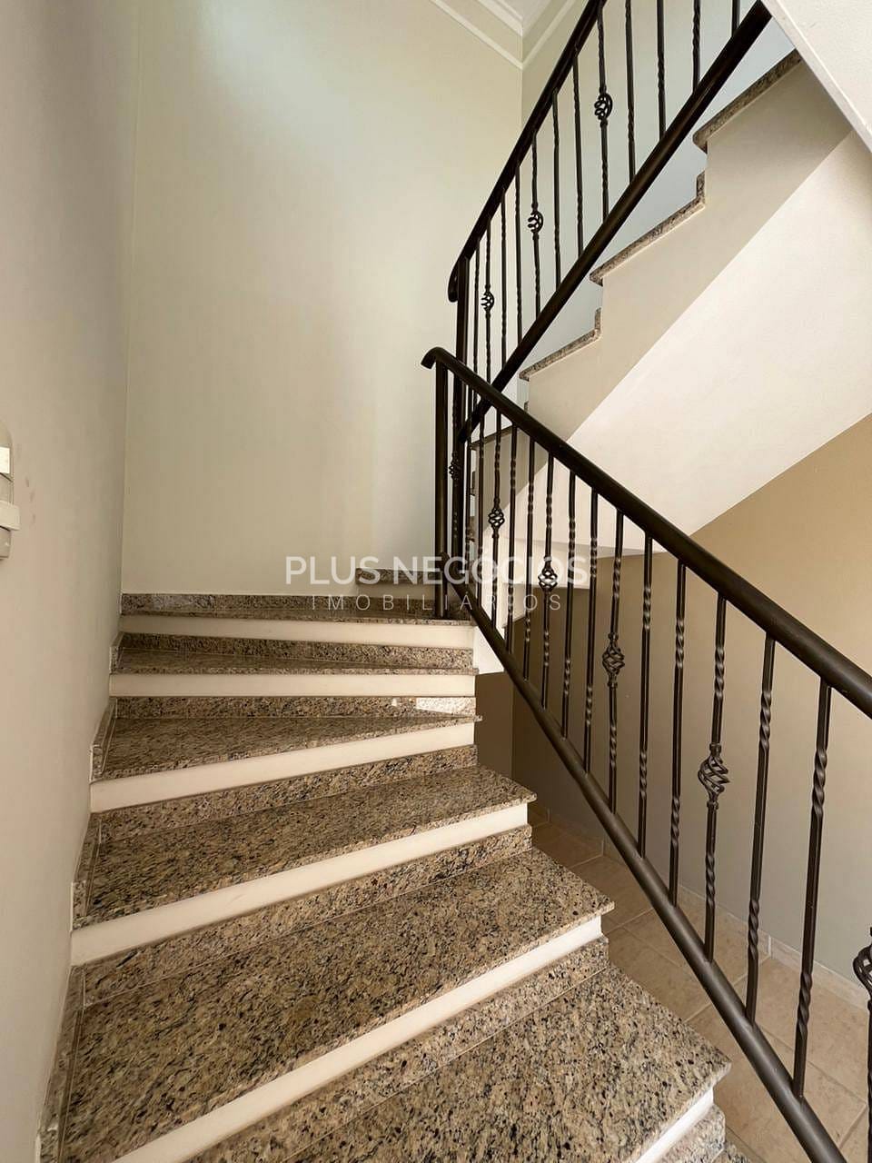 Casa, 3 quartos, 278 m² - Foto 6