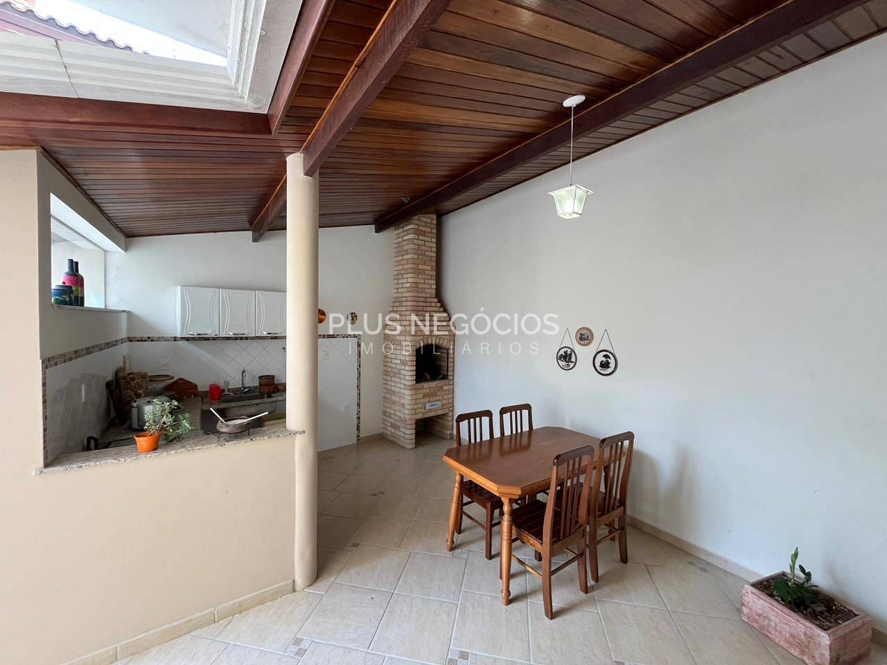 Casa, 3 quartos, 278 m² - Foto 21