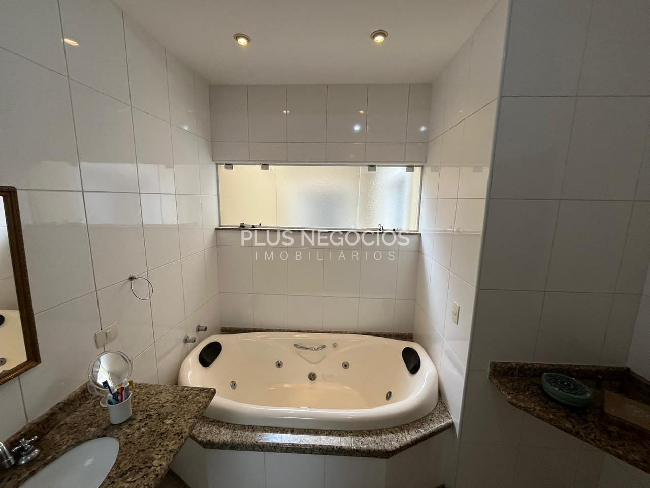 Casa, 3 quartos, 278 m² - Foto 23