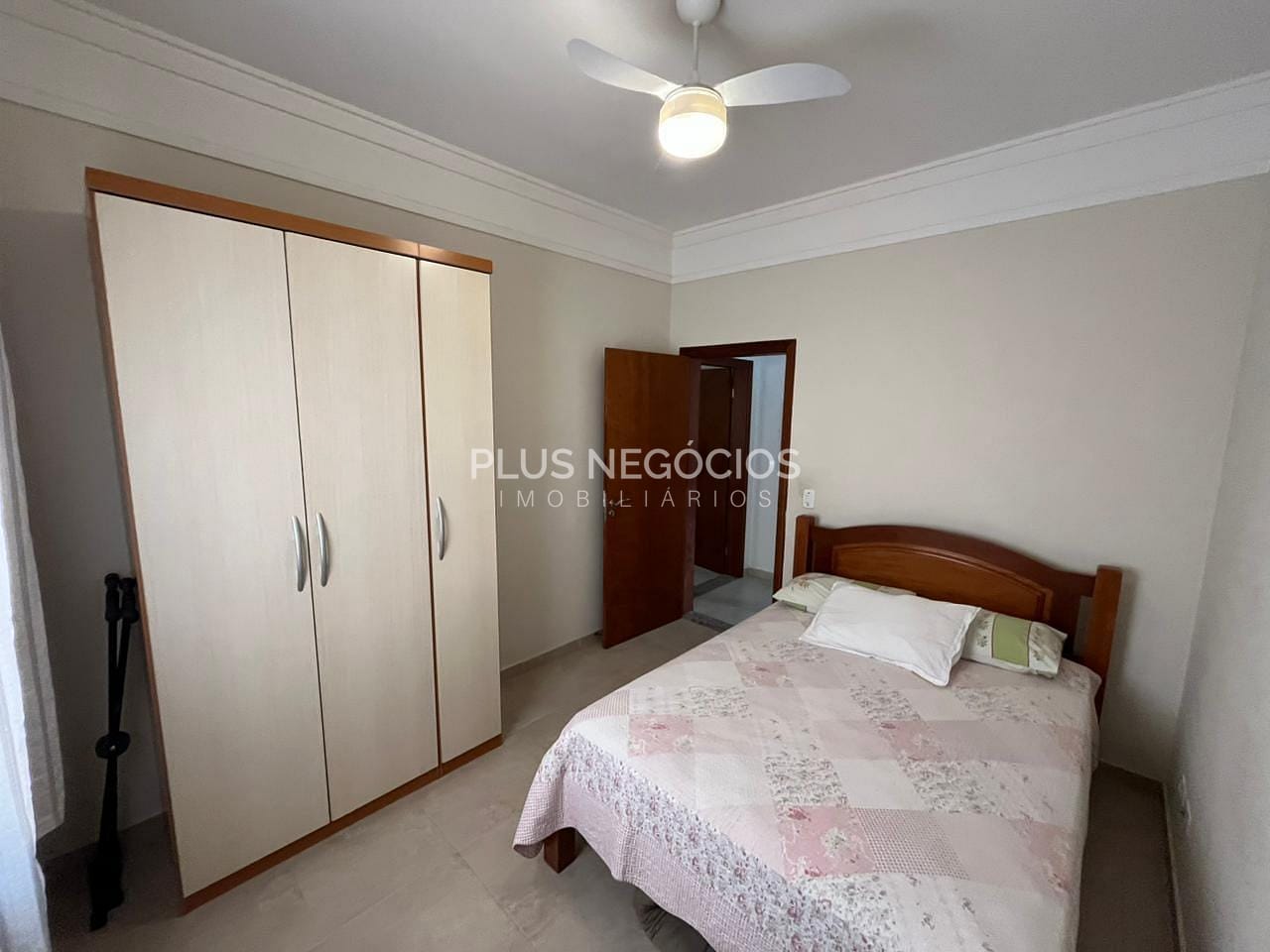 Casa, 3 quartos, 278 m² - Foto 28