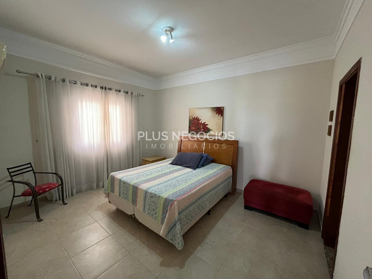 Casa, 3 quartos, 278 m² - Foto 29