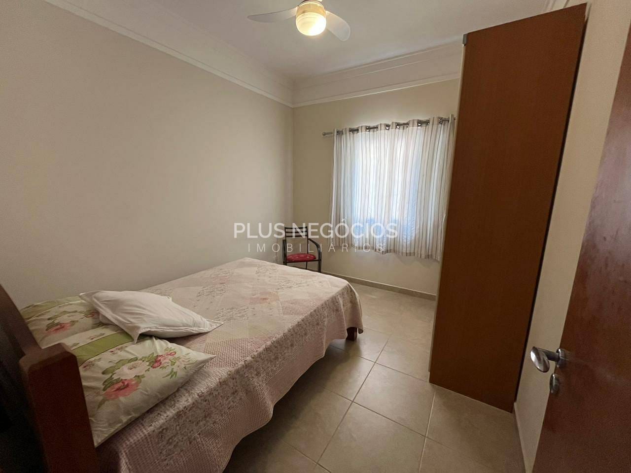 Casa, 3 quartos, 278 m² - Foto 30