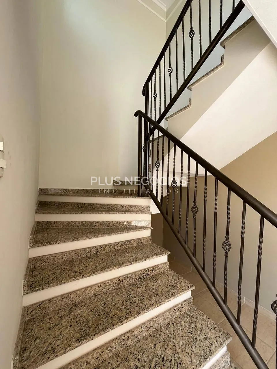 Casa, 3 quartos, 278 m² - Foto 6