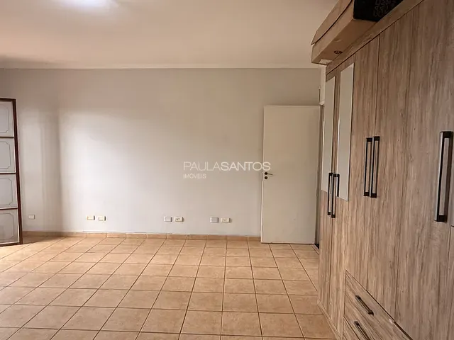 Casa 3 quartos e 5 banheiros, à venda, no bairro Jardim Pacaembu em Sorocaba