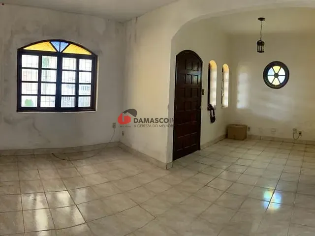 Casa com 168m² 3 quartos e 2 banheiros, à venda, no bairro Barcelona em São Caetano do Sul