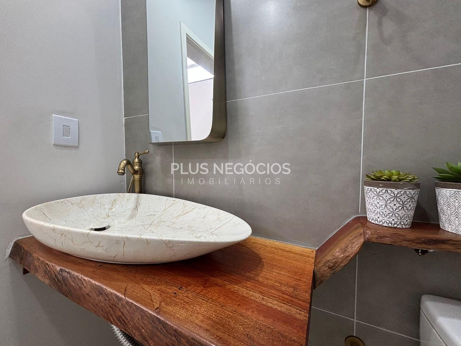 Casa, 3 quartos, 275 m² - Foto 2