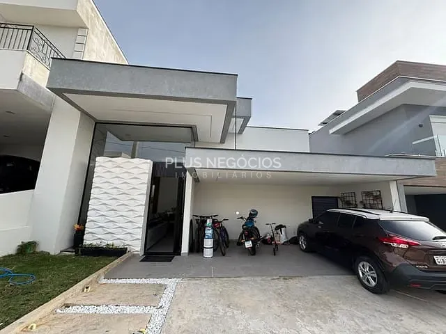 Casa com 300m² 3 quartos e 4 banheiros, à venda, no bairro Aparecidinha em Sorocaba