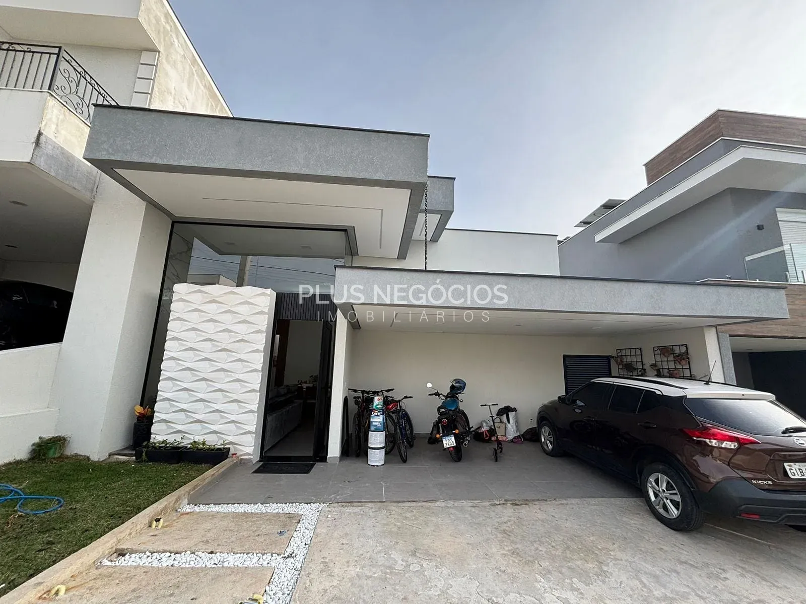 Casa, 3 quartos, 275 m² - Foto 1