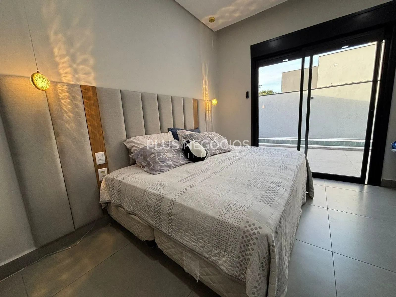Casa, 3 quartos, 275 m² - Foto 11