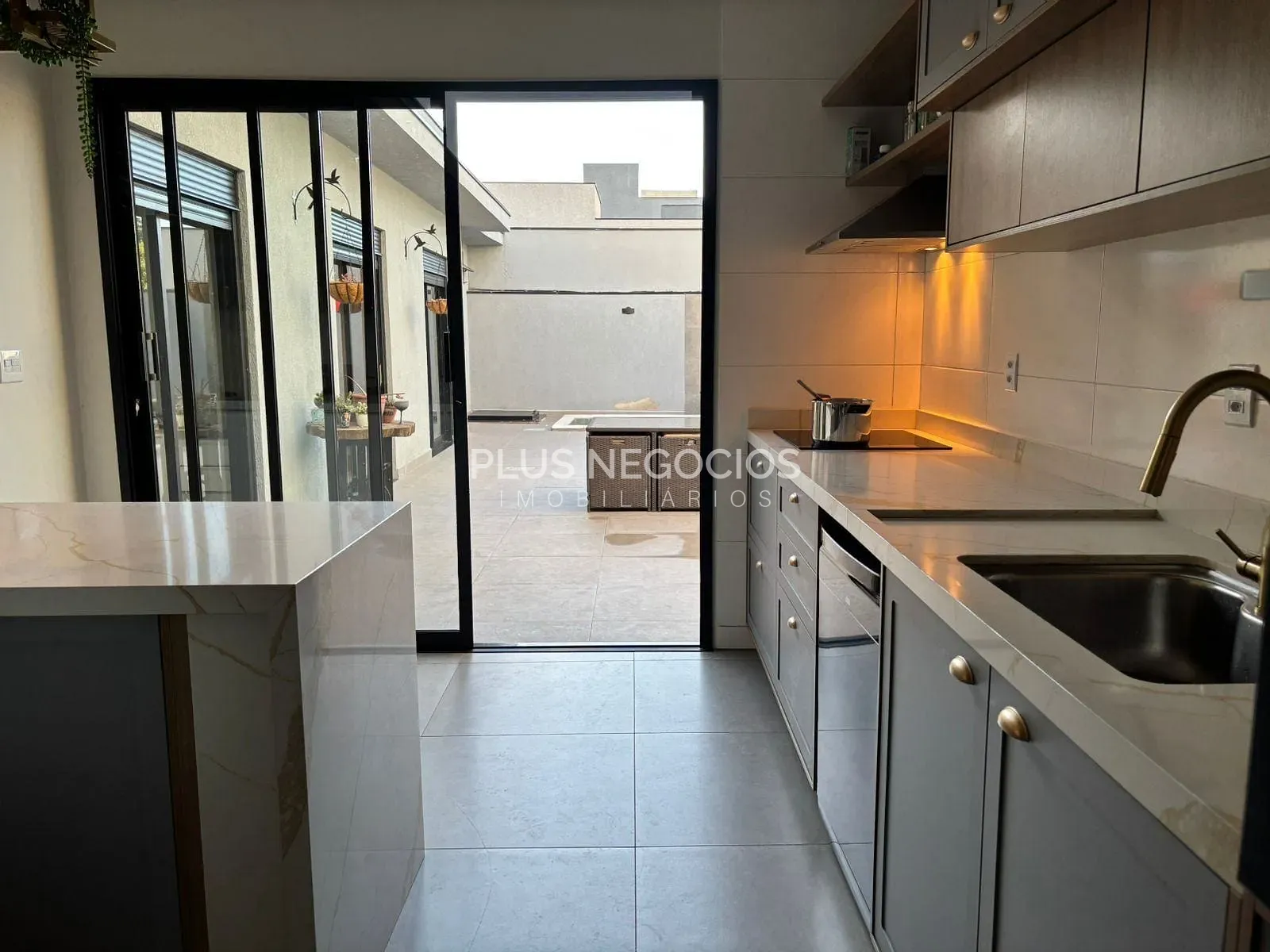Casa, 3 quartos, 275 m² - Foto 18