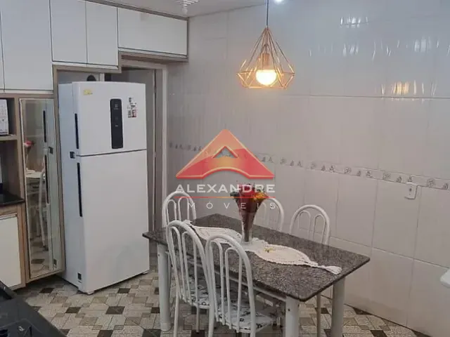 Casa com 125m² 2 quartos e 1 banheiro, à venda, no bairro Conjunto Residencial Galo Branco em São José dos Campos