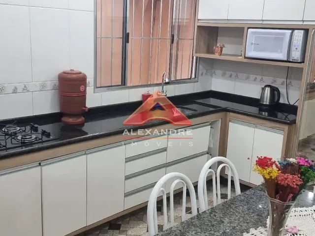 Casa com 125m² 2 quartos e 1 banheiro, à venda, no bairro Conjunto Residencial Galo Branco em São José dos Campos