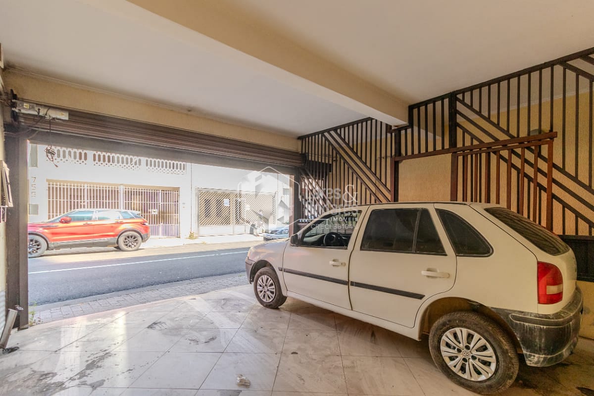 Casa, 7 quartos, 210 m² - Foto 3