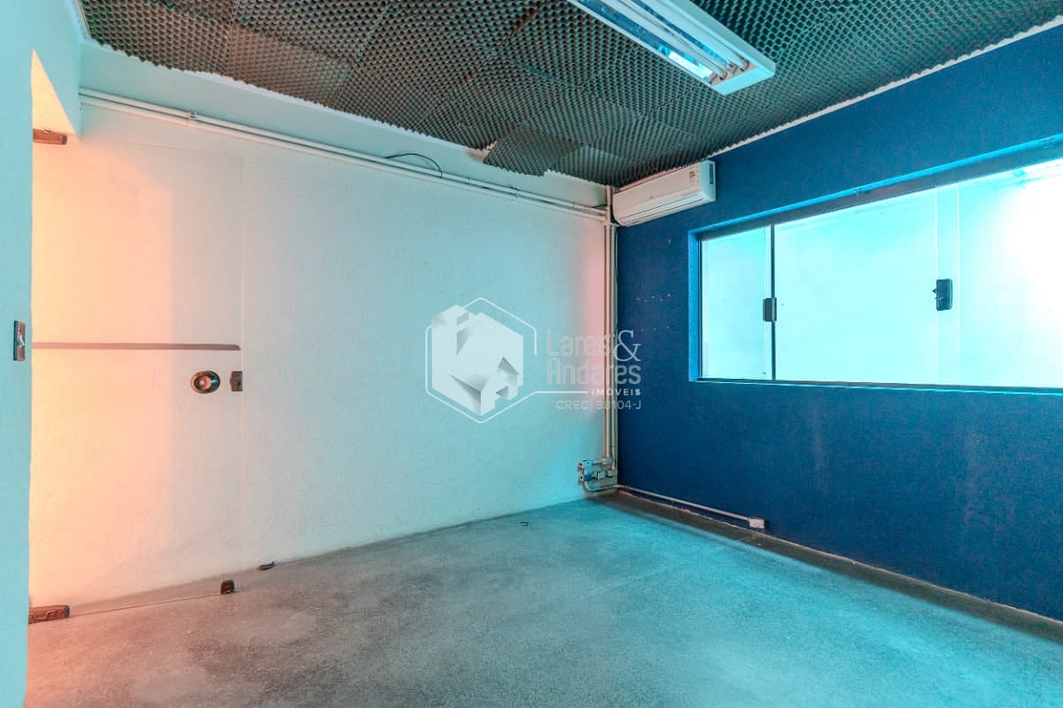 Casa, 7 quartos, 210 m² - Foto 44