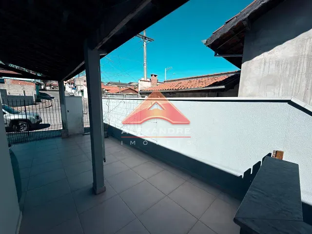 Casa com 135m² 2 quartos e 1 banheiro, à venda, no bairro Jardim Santa Inês I em São José dos Campos