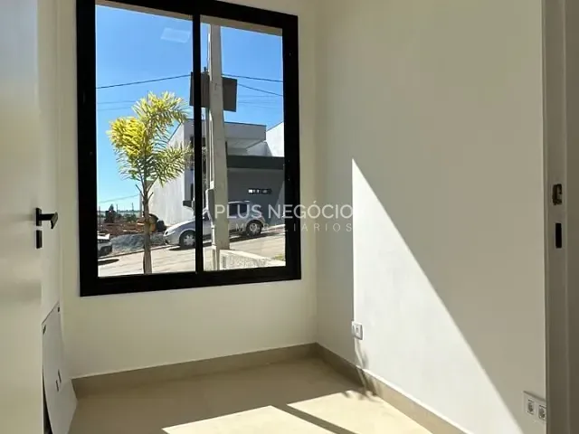 Casa com 200m² 3 quartos e 2 banheiros, à venda, no bairro Jardim Novo Horizonte em Sorocaba