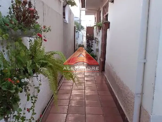 Casa 3 quartos e 1 banheiro, à venda, no bairro Parque Industrial em São José dos Campos