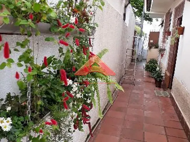 Casa 3 quartos e 1 banheiro, à venda, no bairro Parque Industrial em São José dos Campos