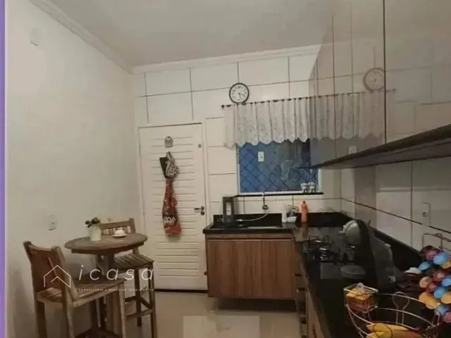 Casa com 140m² 2 quartos e 2 banheiros, à venda, no bairro Vila Santos em Caçapava