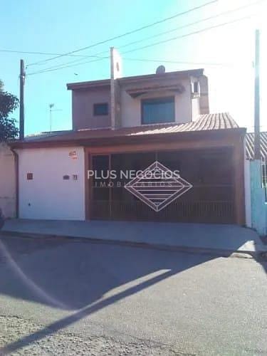 Casa, 3 quartos, 300 m² - Foto 1