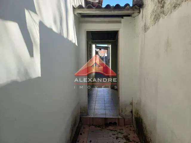 Casa 6 quartos e 3 banheiros, à venda, no bairro Centro em São José dos Campos