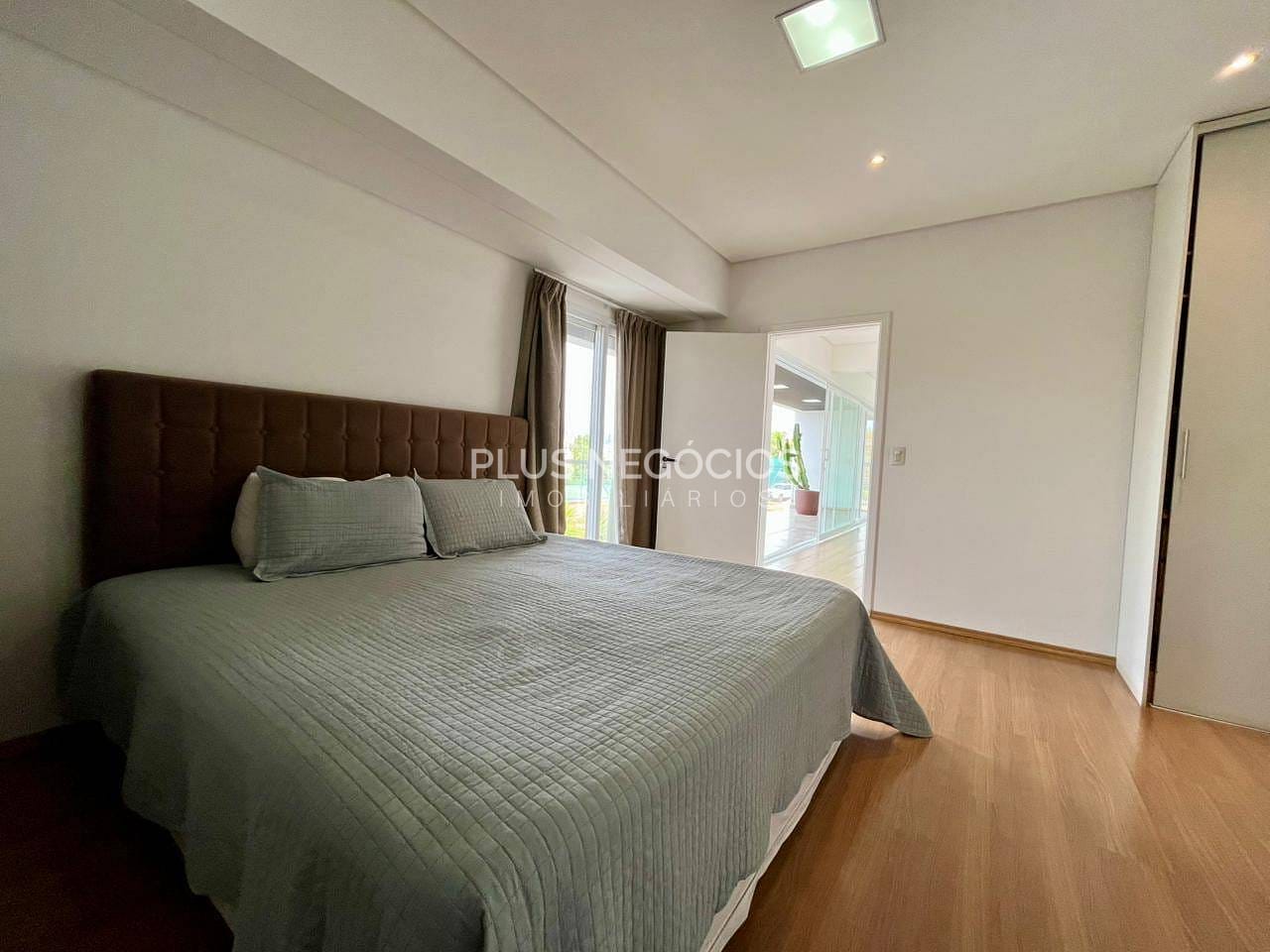Casa, 3 quartos, 309 m² - Foto 29