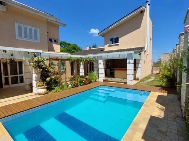Casa com 720m², à venda, no bairro Alphaville em Santana de Parnaíba