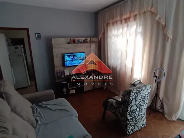 Casa com 150m² 3 quartos e 1 banheiro, à venda, no bairro Jardim São Jorge em São José dos Campos