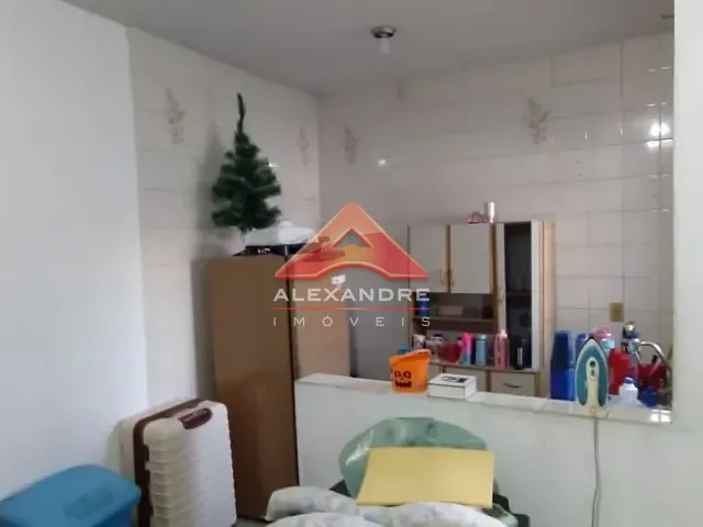Casa com 150m² 3 quartos e 1 banheiro, à venda, no bairro Jardim São Jorge em São José dos Campos