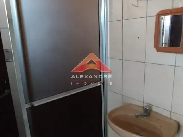 Casa com 150m² 3 quartos e 1 banheiro, à venda, no bairro Jardim São Jorge em São José dos Campos