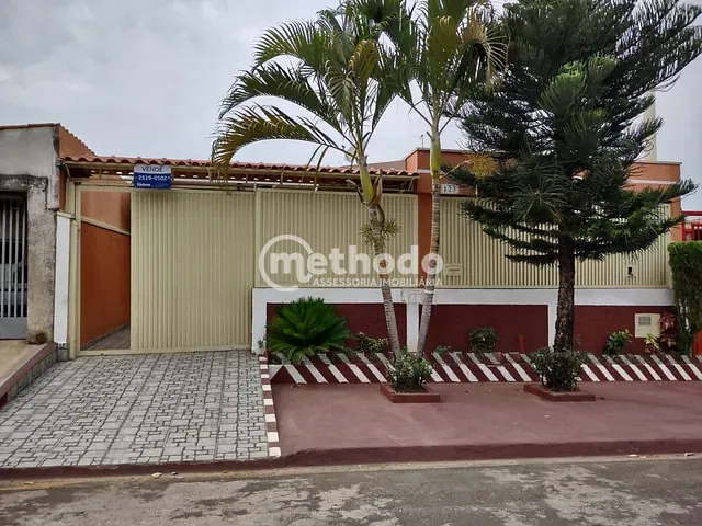 Casa com 300m² 4 quartos e 2 banheiros, à venda, no bairro Jardim do Lago em Hortolândia