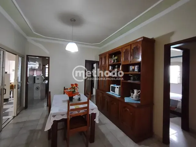 Casa com 300m² 4 quartos e 2 banheiros, à venda, no bairro Jardim do Lago em Hortolândia