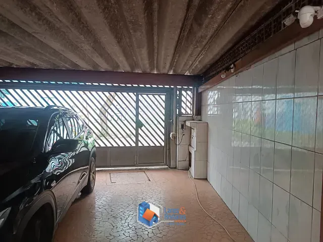Casa com 300m² 4 quartos e 3 banheiros, à venda, no bairro Vila Nivi em São Paulo