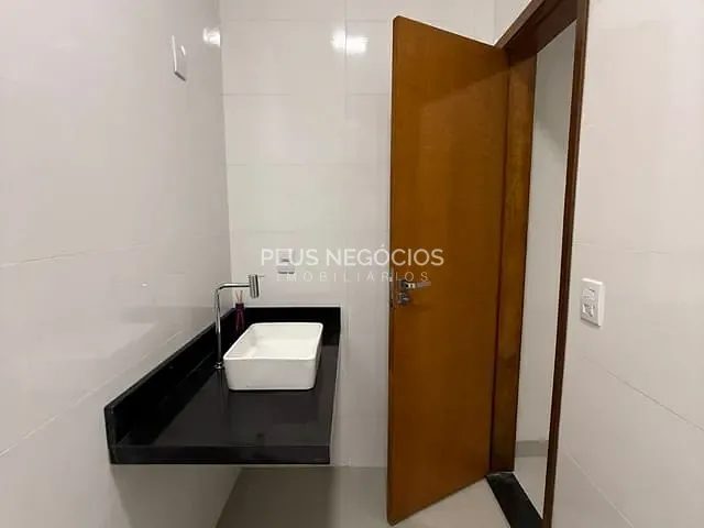 Casa com 125m² 2 quartos e 2 banheiros, à venda, no bairro Parque São Bento em Sorocaba