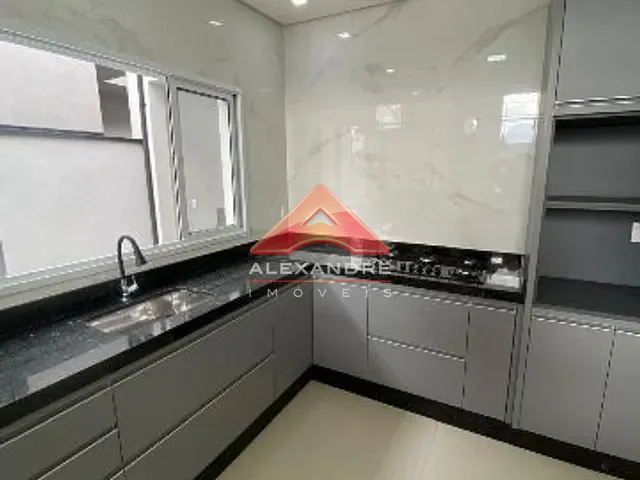 Casa 3 quartos e 1 banheiro, à venda, no bairro Terras do Vale em Caçapava