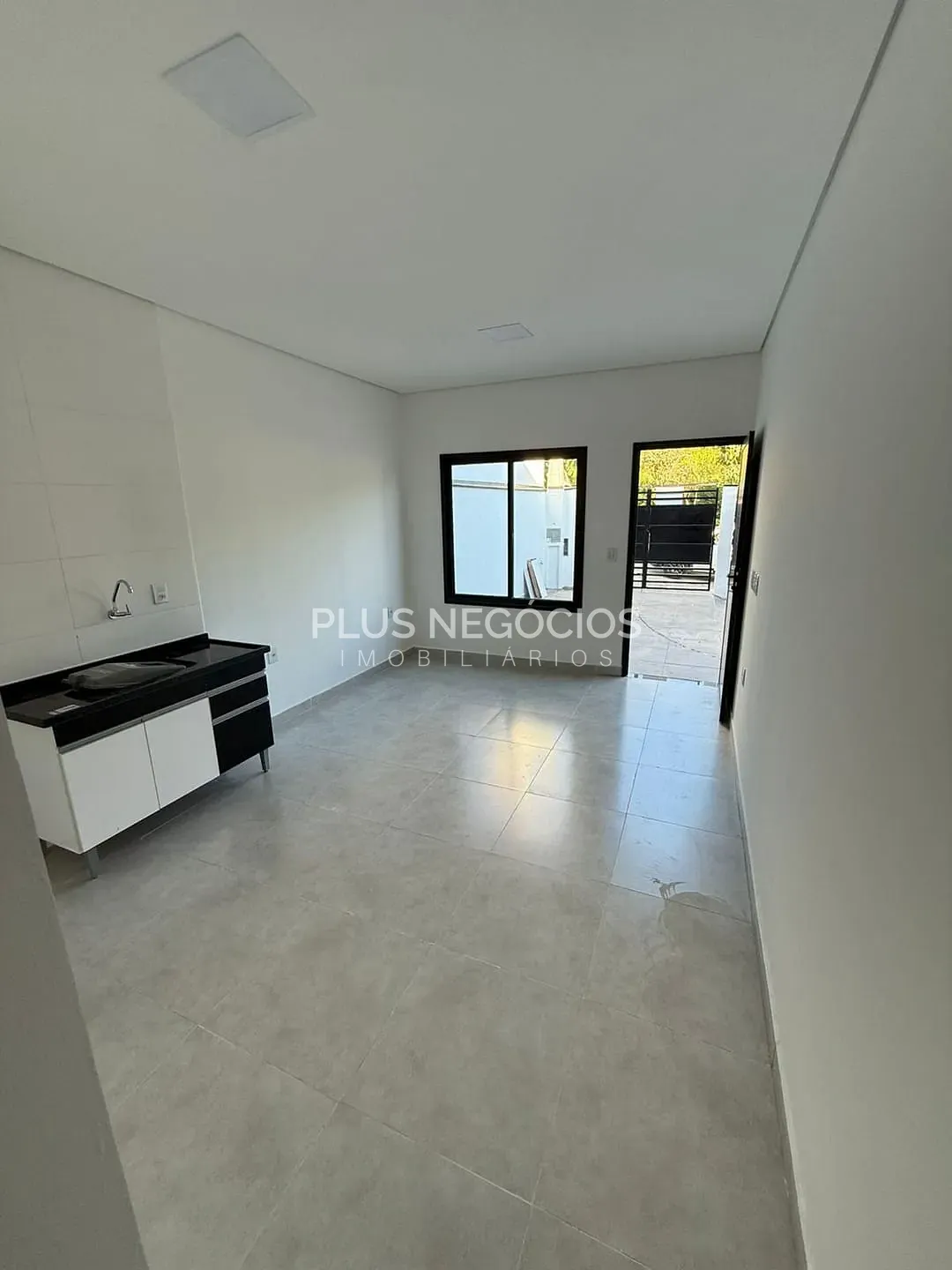 Casa, 2 quartos, 53 m² - Foto 1
