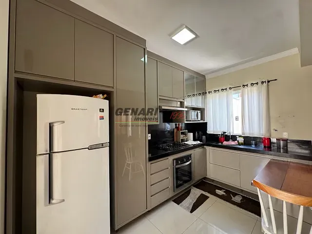 Casa com 150m² 3 quartos e 2 banheiros, à venda, no bairro Jardim Residencial Nova Veneza em Indaiatuba