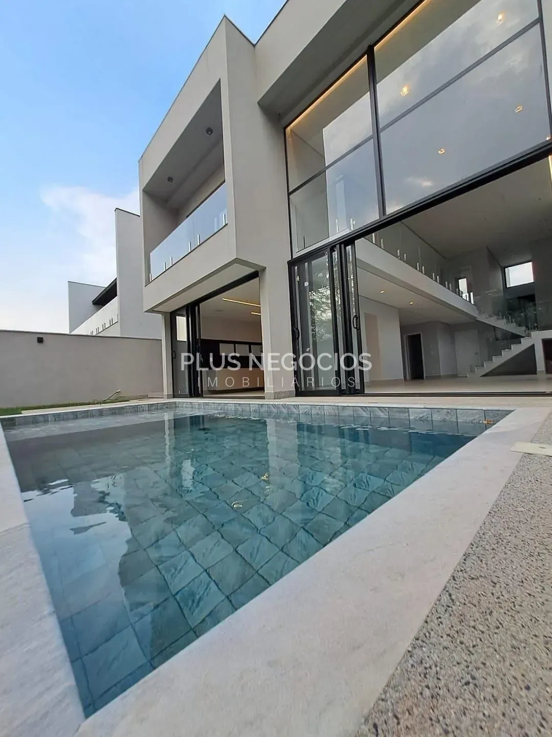 Casa, 4 quartos, 340 m² - Foto 3