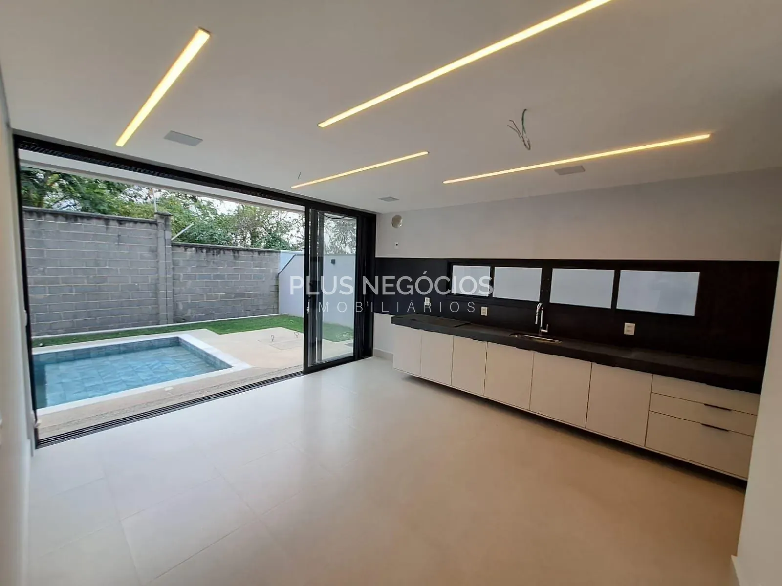 Casa, 4 quartos, 340 m² - Foto 9