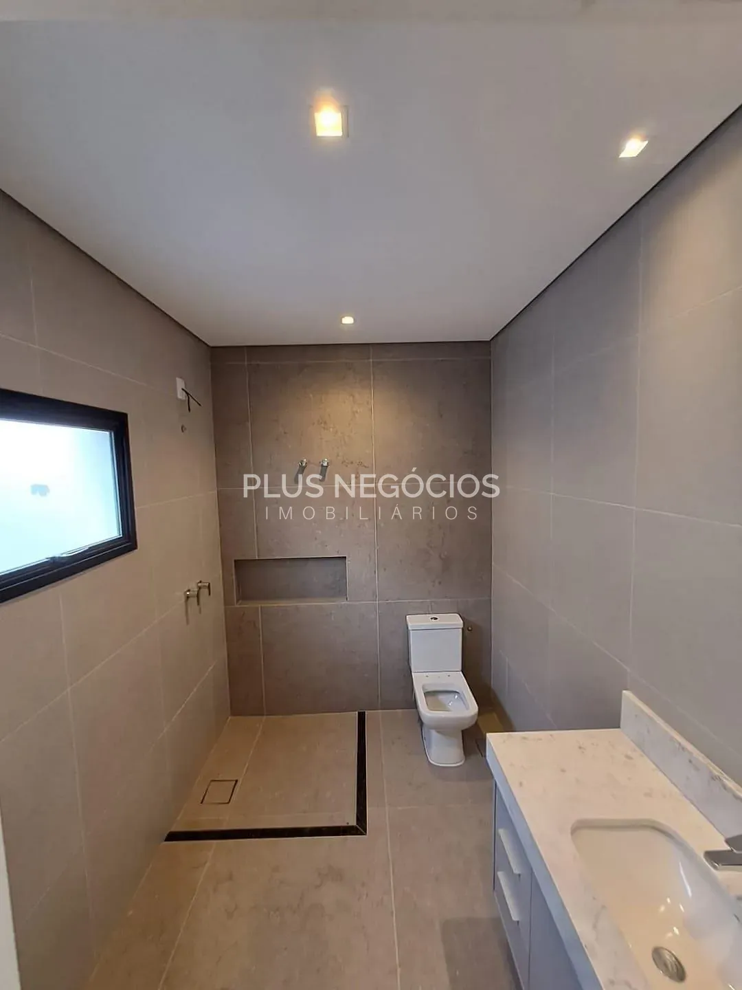Casa, 4 quartos, 340 m² - Foto 22