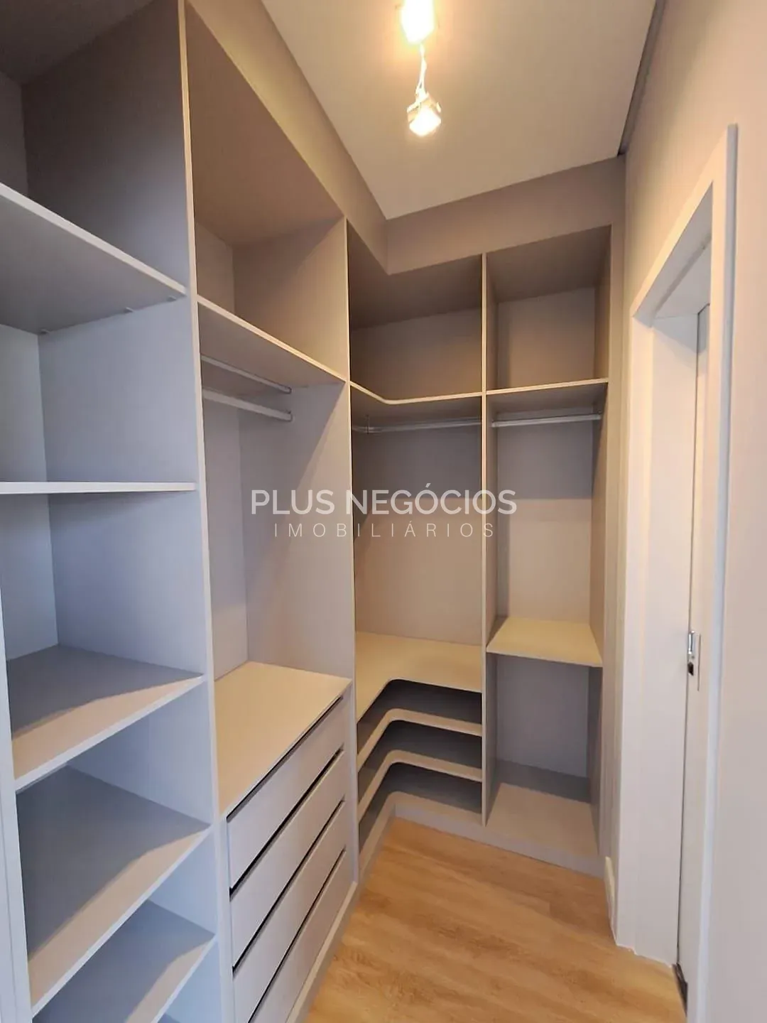 Casa, 4 quartos, 340 m² - Foto 23