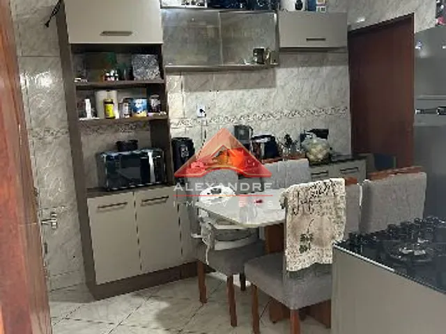 Casa com 125m² 1 quarto e 1 banheiro, à venda, no bairro Conjunto Residencial Galo Branco em São José dos Campos