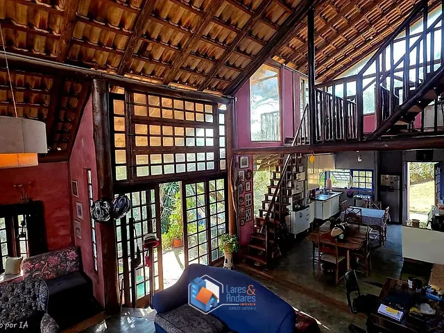 Casa com 1500m² 3 quartos e 5 banheiros, à venda, no bairro Portal Roselândia em Cotia